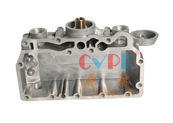 Un escavatore estraente Oil Cooler Cover 04290781 di 04290781 motore per il motore DF416M1013ECP di Deutz